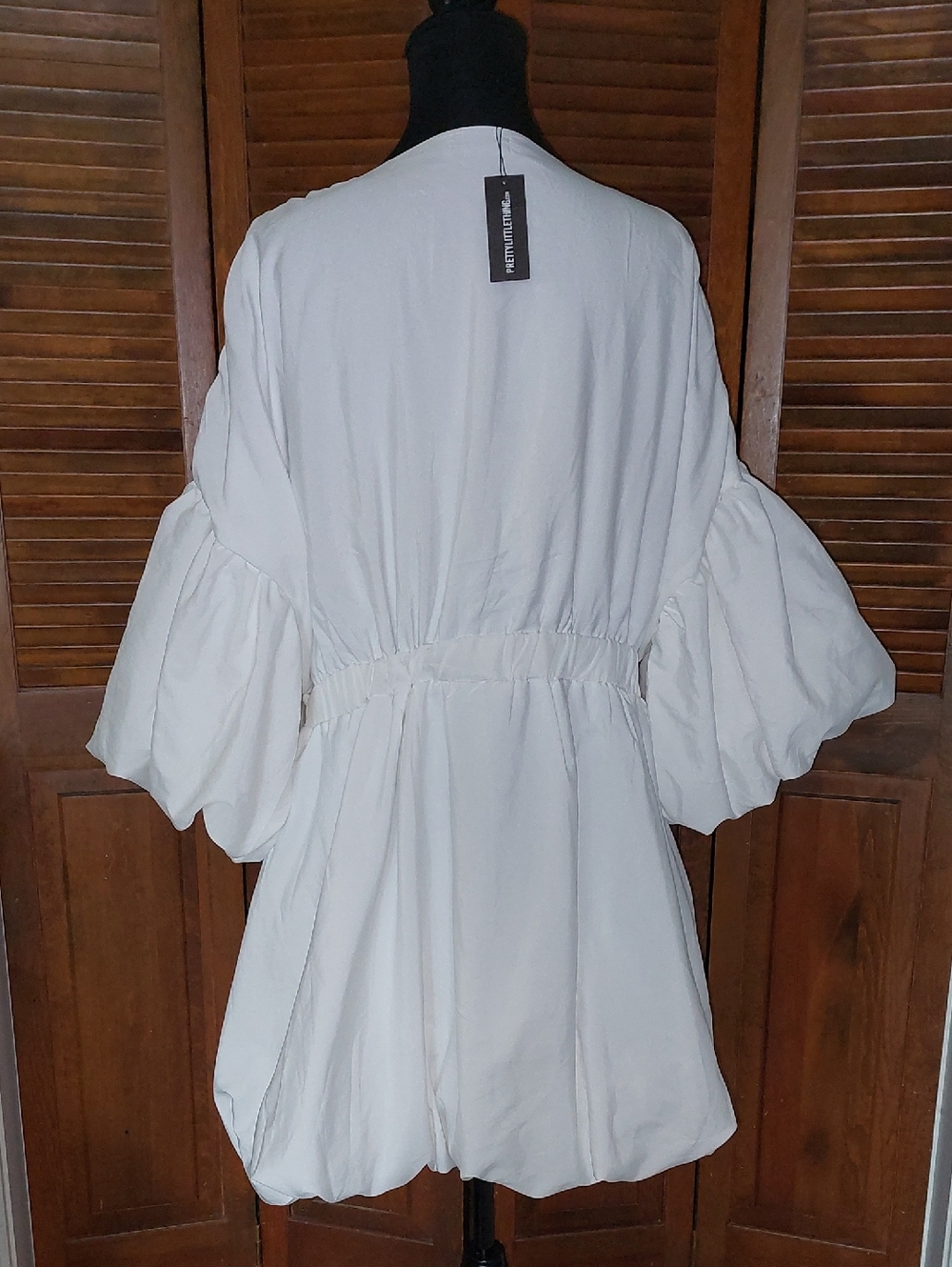 NWT PrettyLittleThing White Puff Sleeve Puffball Hem Shift Mini Dress Sz 18 - Picture 5 of 11